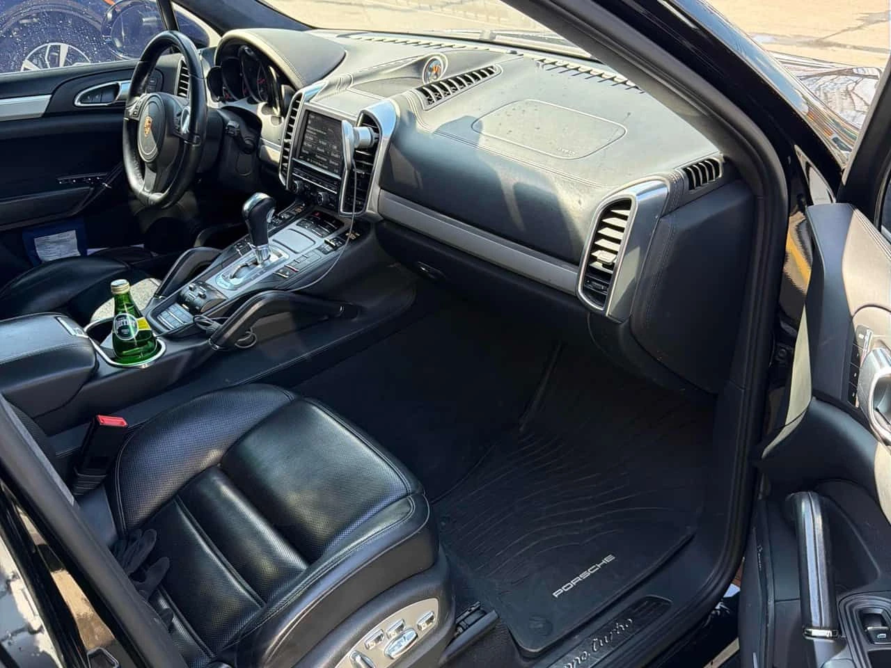 Porsche Cayenne Turbo  CARFAX, снимка 10 - Автомобили и джипове - 54138357