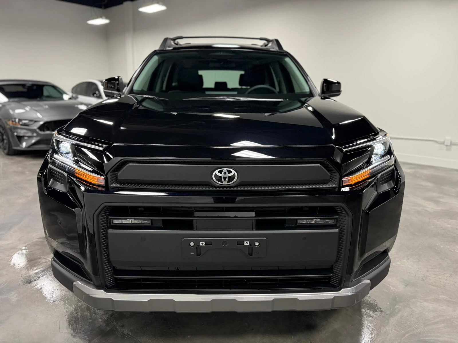 Toyota Rav4 2.5 Woodland AWD Hybrid, снимка 5 - Автомобили и джипове - 54242238