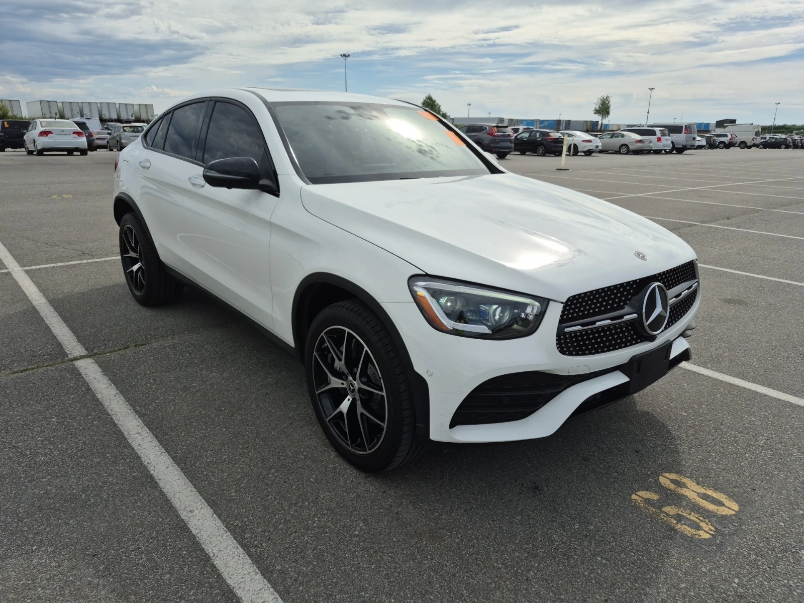 Mercedes-Benz GLC 300 2 КЛЮЧА * ПАНОРАМА * ПОДГРЕВИ * CARFAX, снимка 2 - Автомобили и джипове - 54896853