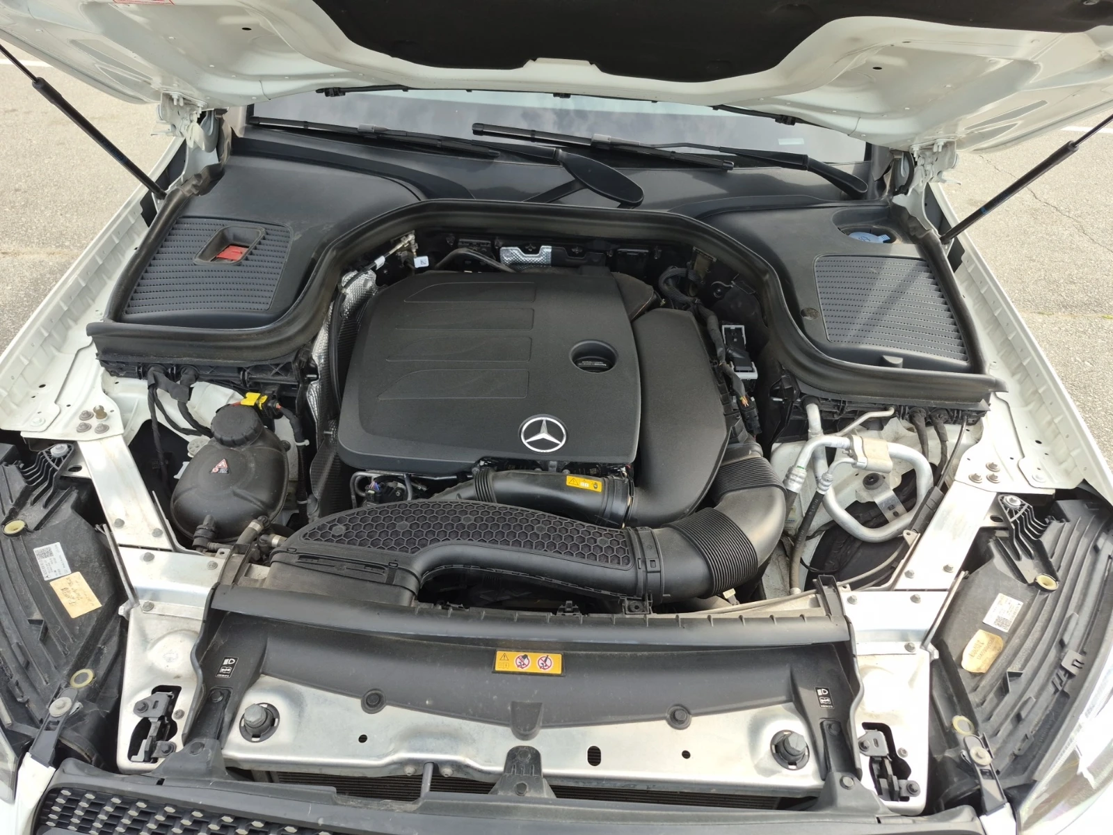 Mercedes-Benz GLC 300 2 КЛЮЧА * ПАНОРАМА * ПОДГРЕВИ * CARFAX, снимка 7 - Автомобили и джипове - 54896853