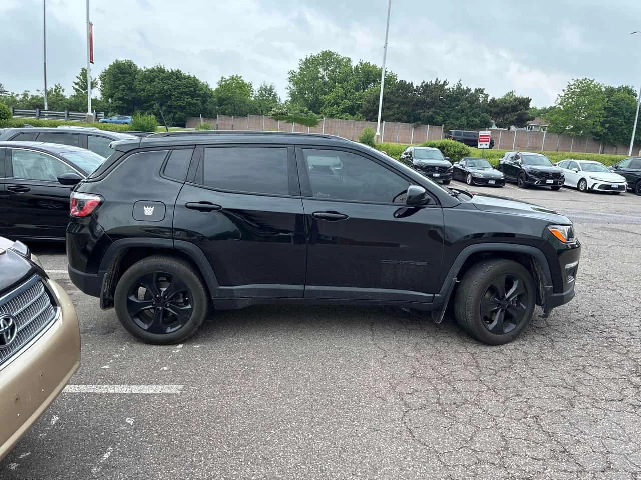 Jeep Compass * Altitude АВТОКРЕДИТ БЕЗ ПЪРВОНАЧАЛНА ВНОСКА* , снимка 3 - Автомобили и джипове - 54993437