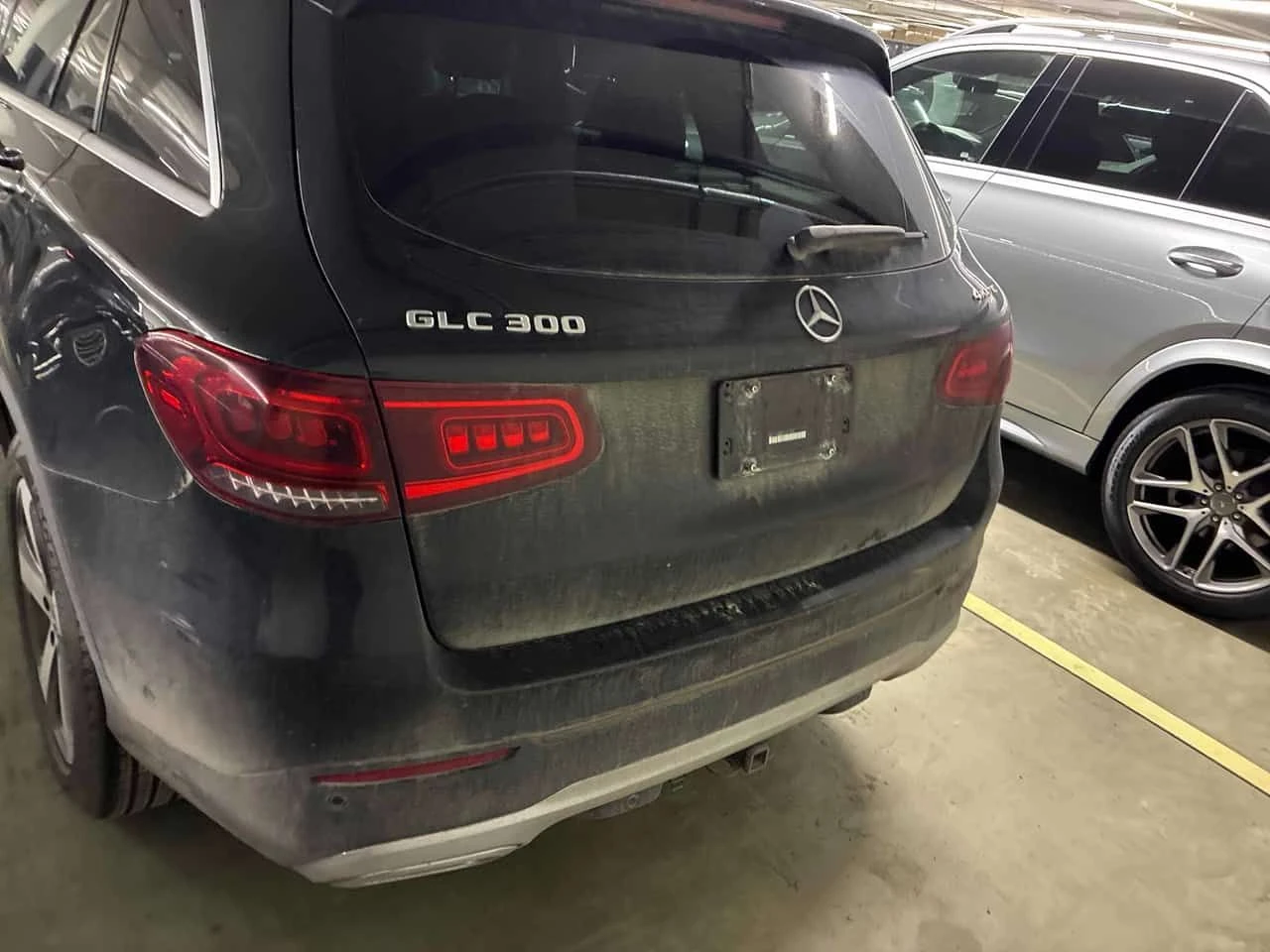 Mercedes-Benz GLC 300 * CARFAX * ПАНОРАМА * 360 КАМЕРА * АВТОКРЕДИТ * , снимка 4 - Автомобили и джипове - 55056107