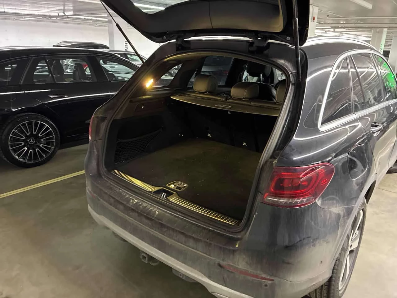Mercedes-Benz GLC 300 * CARFAX * ПАНОРАМА * 360 КАМЕРА * АВТОКРЕДИТ * , снимка 6 - Автомобили и джипове - 55056107