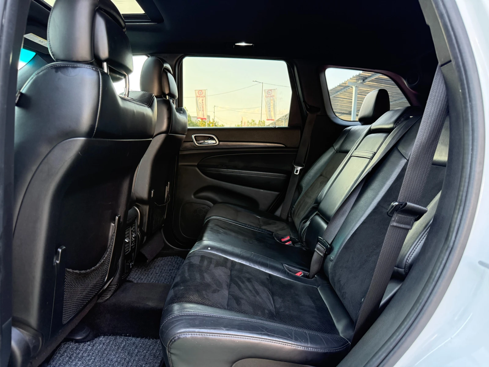 Jeep Grand cherokee SRT ПАКЕТ, LPG, снимка 9 - Автомобили и джипове - 55586436