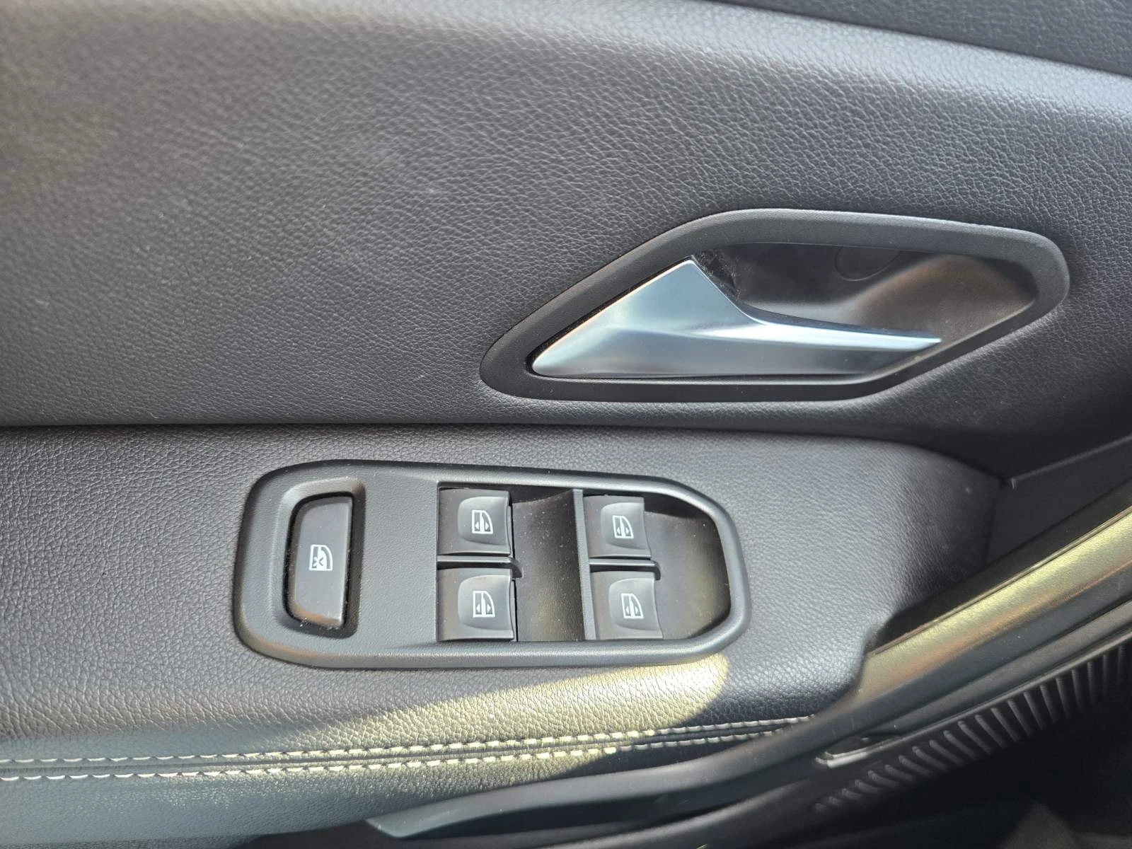 Dacia Duster 1.3 TCe 150 �.�. ������ 4x4 Stop & Start N1 | Mobile.bg � ����������� 13