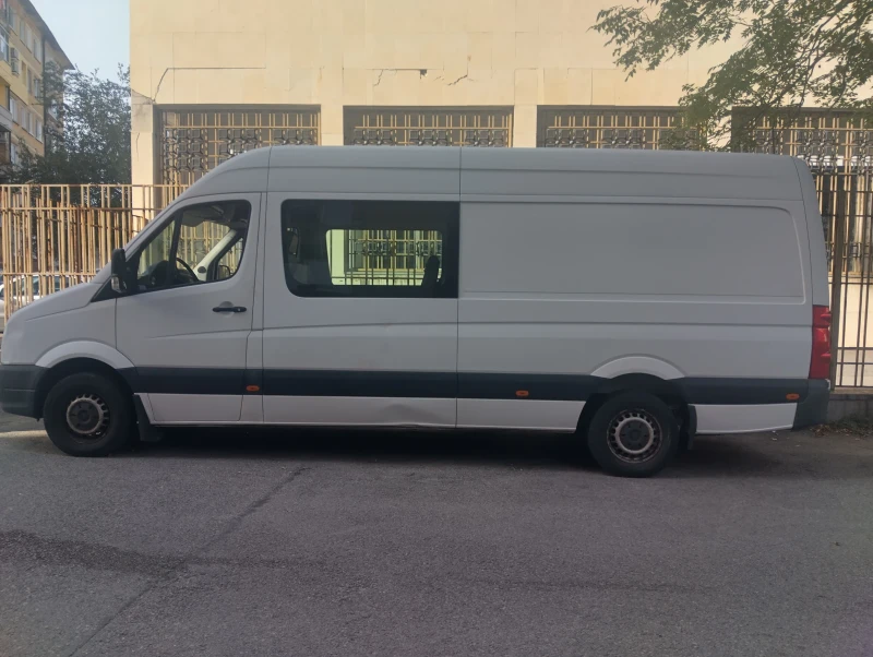 VW Crafter, снимка 8 - Бусове и автобуси - 47183572