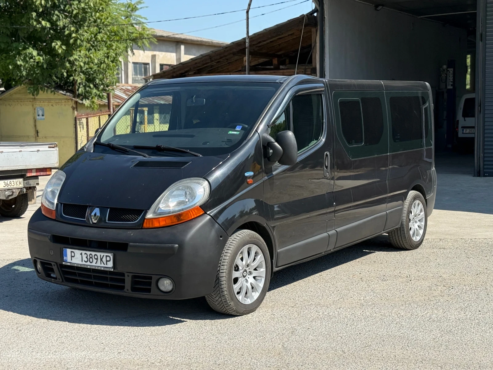 Renault Trafic 2.5dci - изображение 3