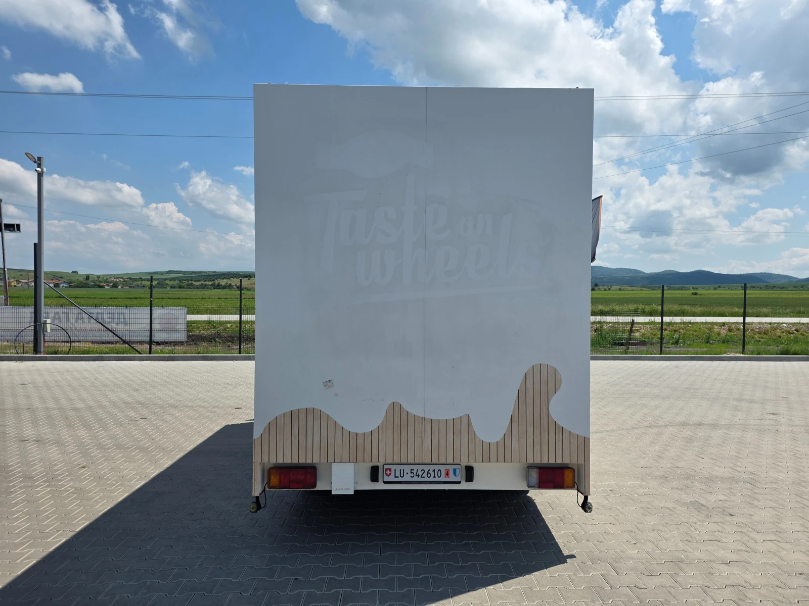 Peugeot Boxer  2.8HDI-36760km МОБИЛЕН МАГАЗИН-ШВЕЙЦАРИЯ, снимка 8 - Бусове и автобуси - 54870122