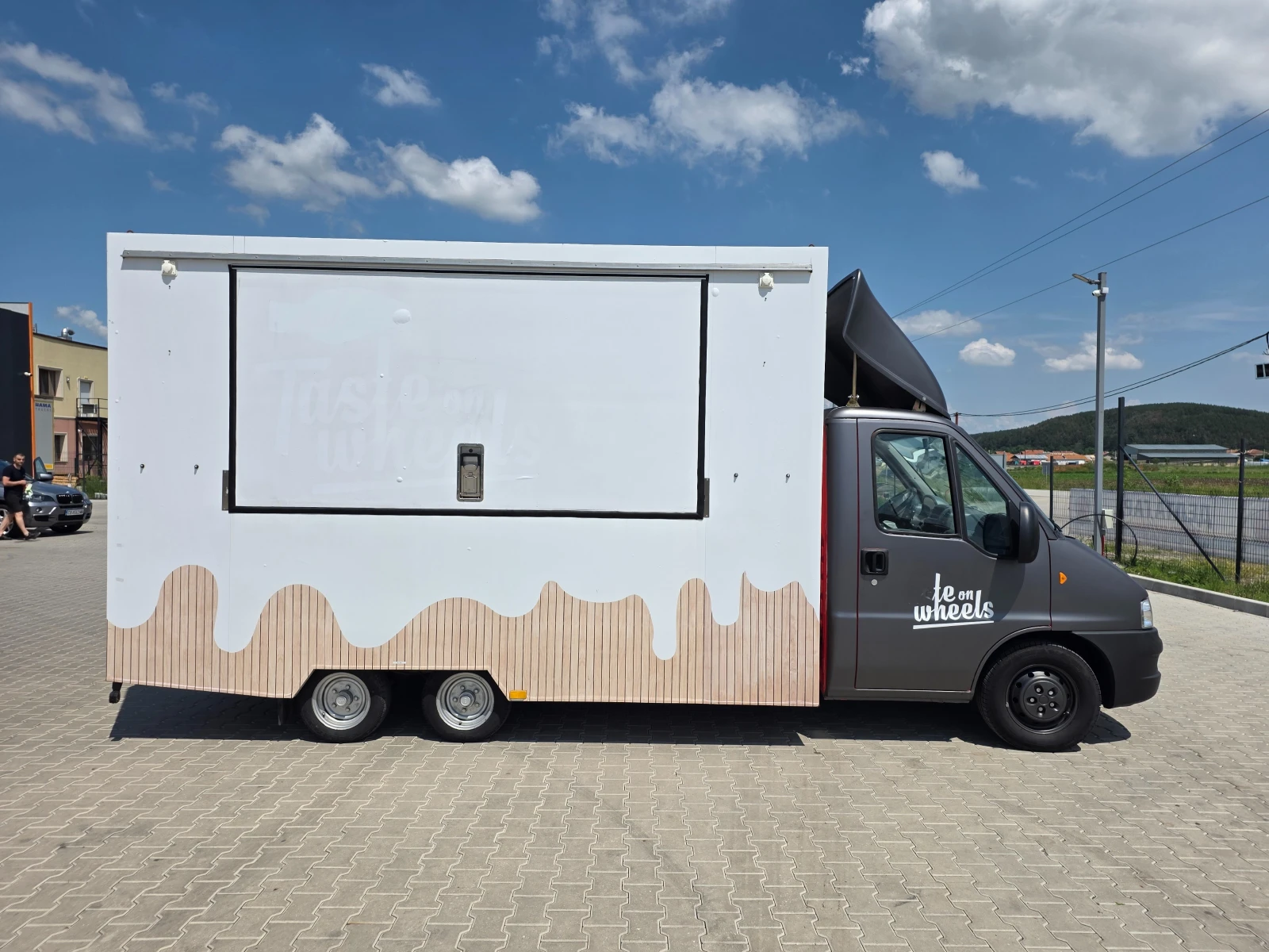 Peugeot Boxer  2.8HDI-36760km МОБИЛЕН МАГАЗИН-ШВЕЙЦАРИЯ, снимка 7 - Бусове и автобуси - 54870122