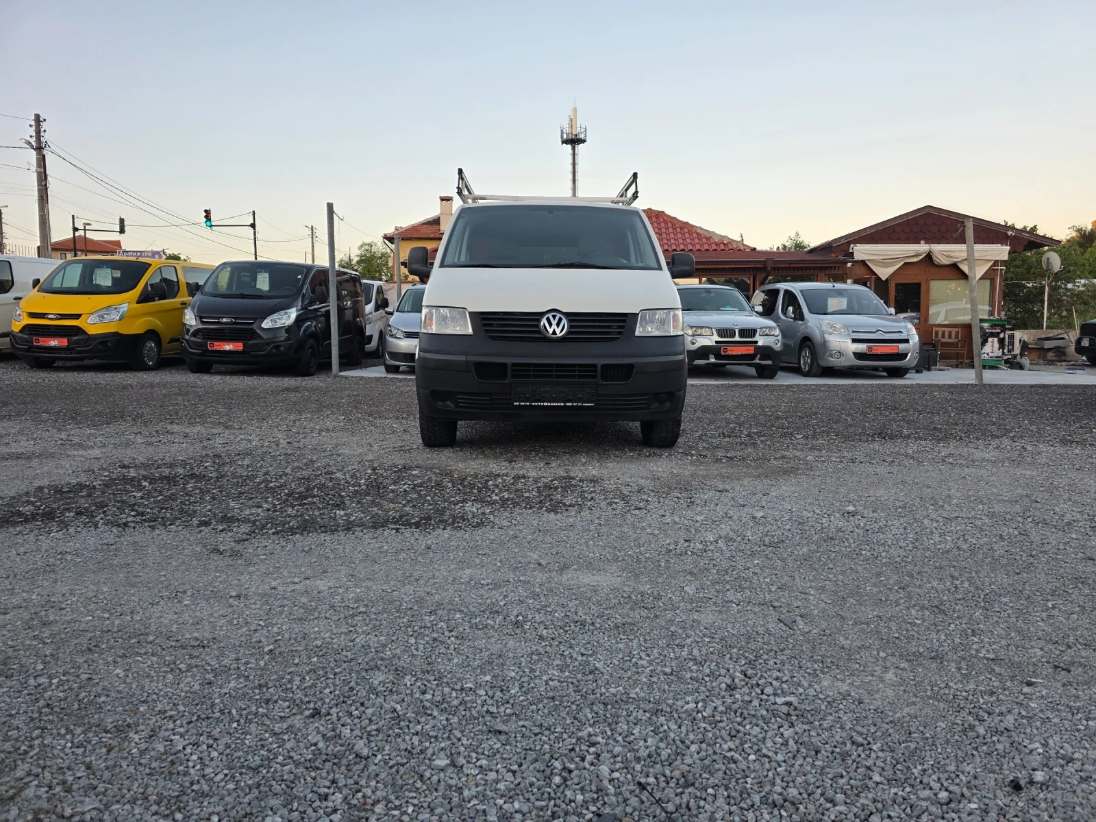 VW Transporter 1.9tdi 105к.с. КЛИМАТИК, снимка 2 - Бусове и автобуси - 54905455