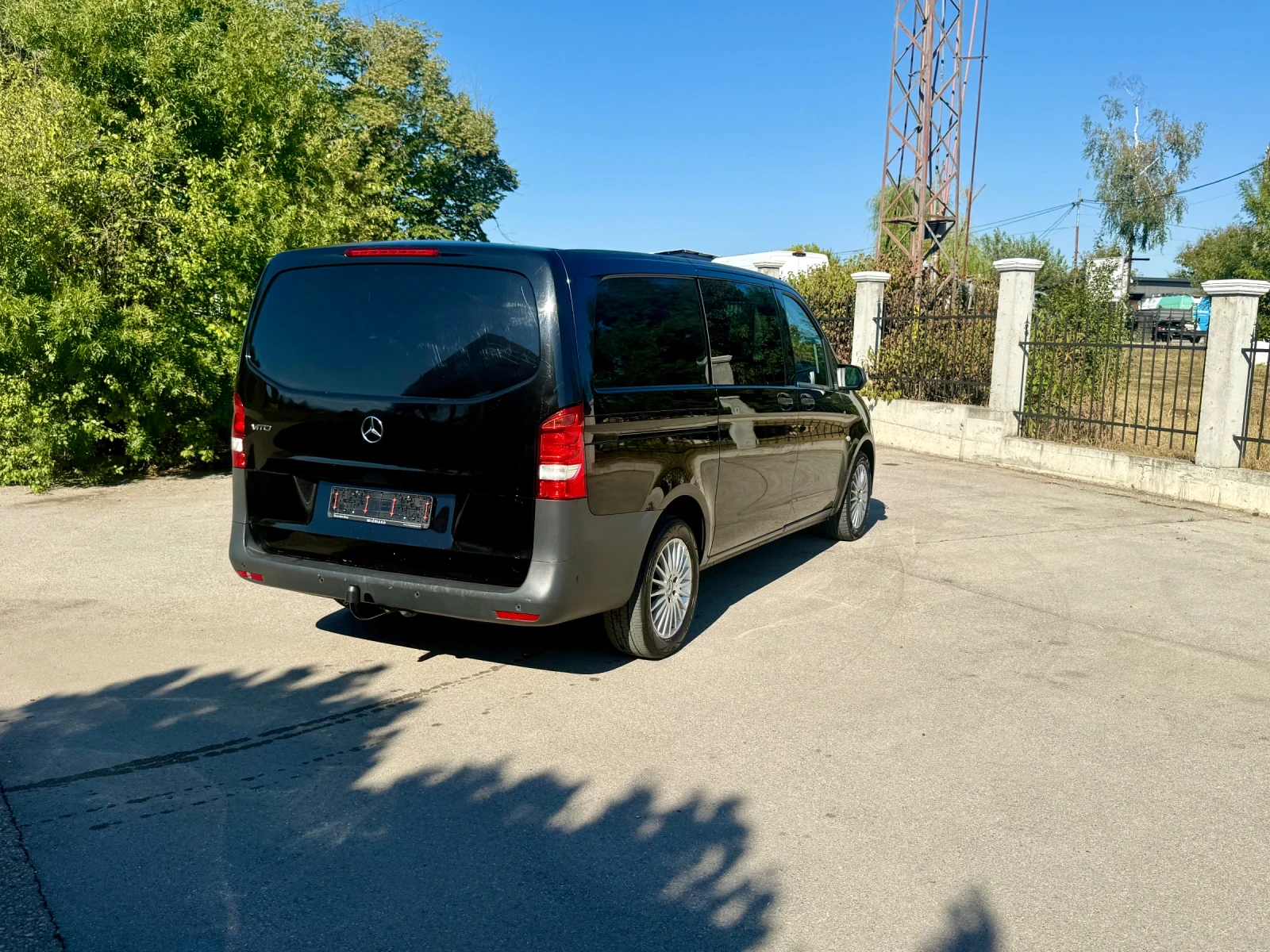 Mercedes-Benz Vito Автомат* 4+ 1 места* MAXI* товаропътнически, снимка 10 - Бусове и автобуси - 56107454