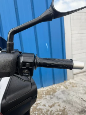 Yamaha X-max 250i, снимка 9