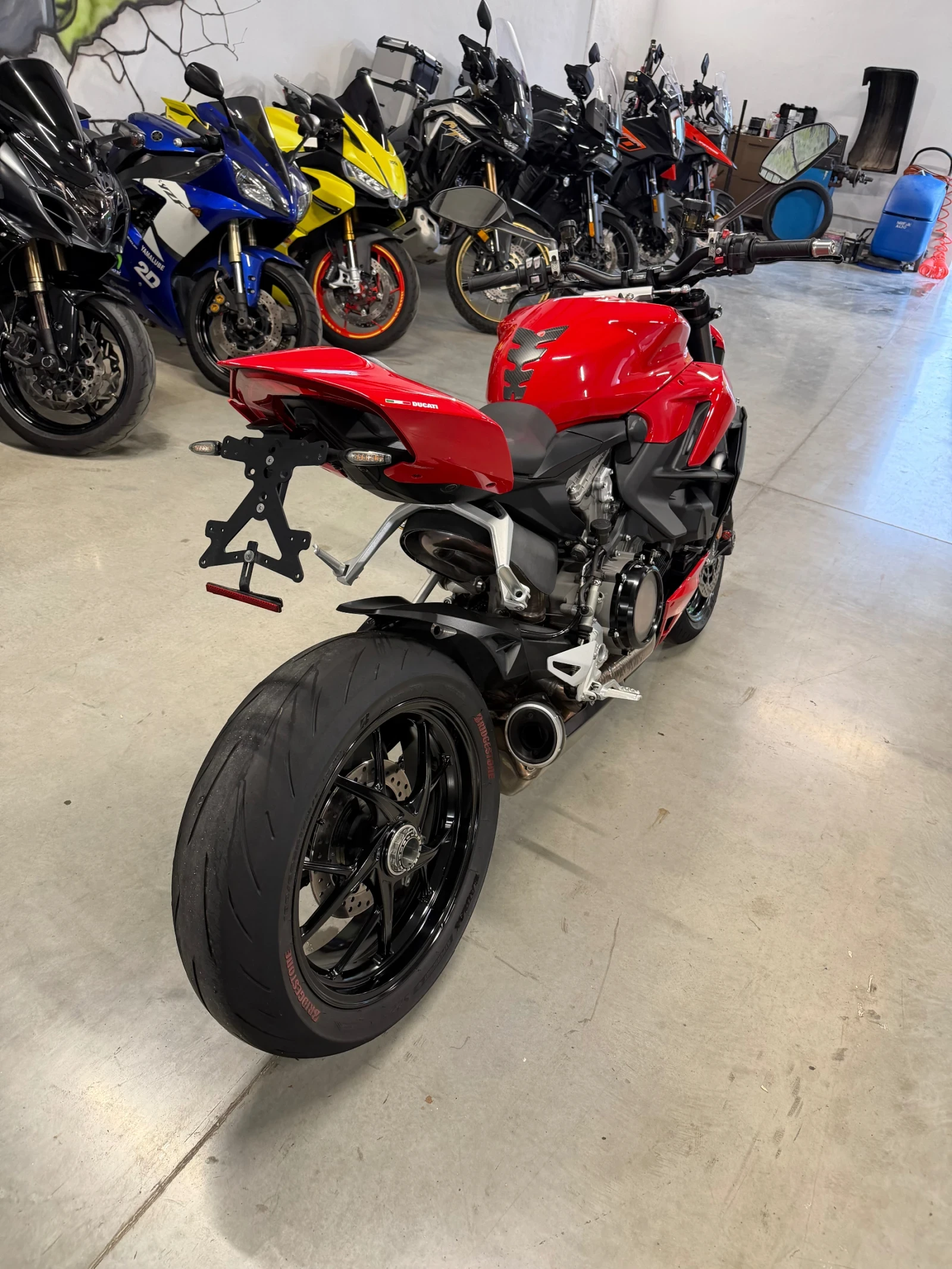 Ducati Streetfighter V2, снимка 3 - Мотоциклети и мототехника - 54652778