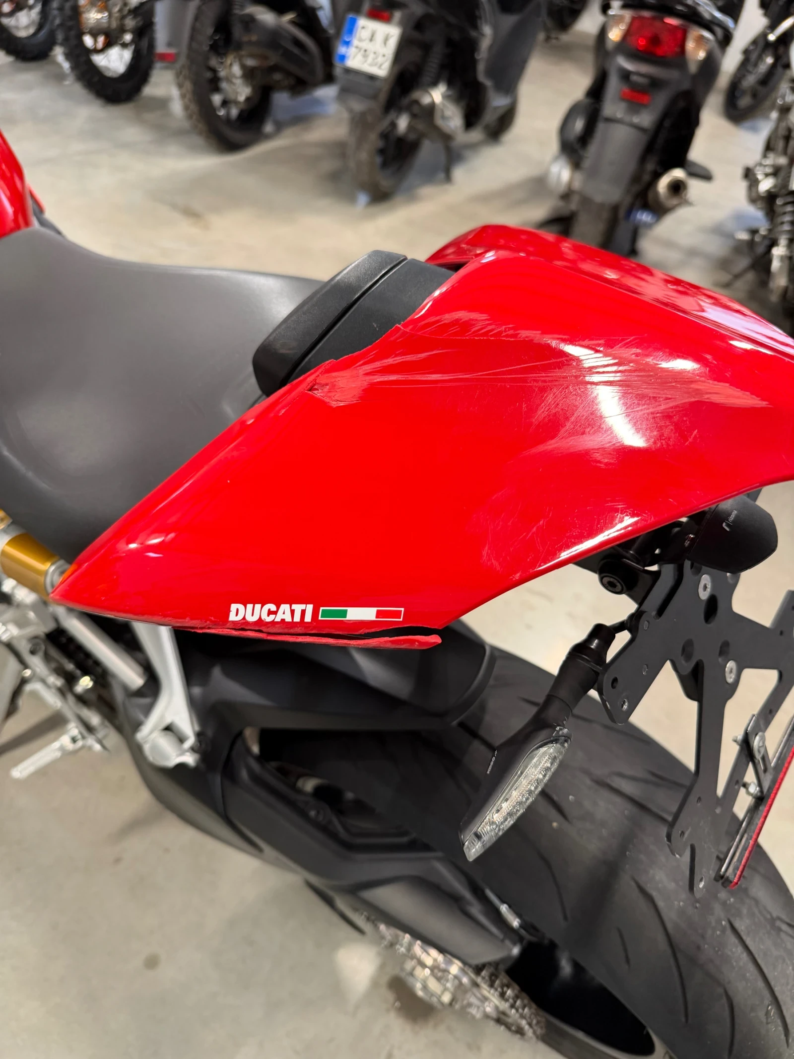Ducati Streetfighter V2, снимка 10 - Мотоциклети и мототехника - 54652778