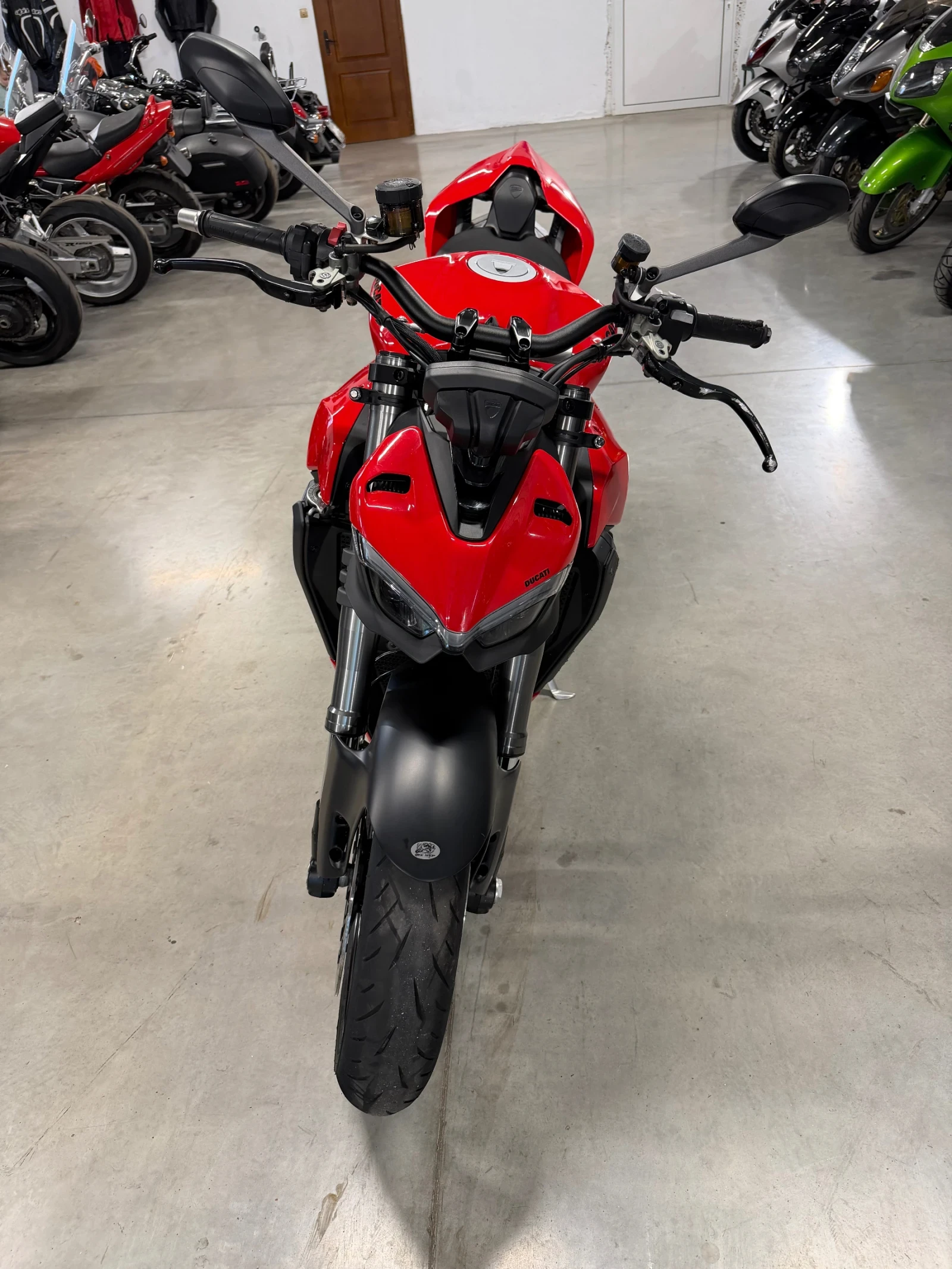 Ducati Streetfighter V2, снимка 8 - Мотоциклети и мототехника - 54652778