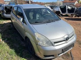 Toyota Corolla verso 2.0 d-4d 116к.с НА ЧАСТИ Ляв волан, снимка 6