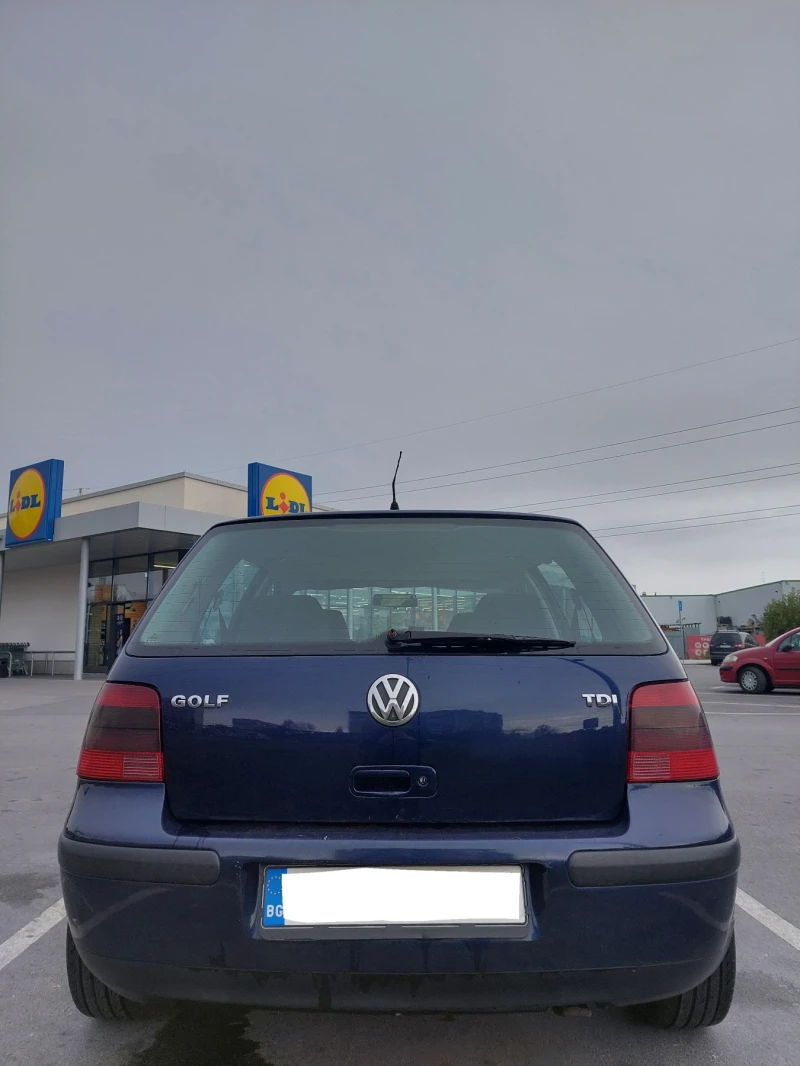 VW Golf, снимка 6 - Автомобили и джипове - 47930004