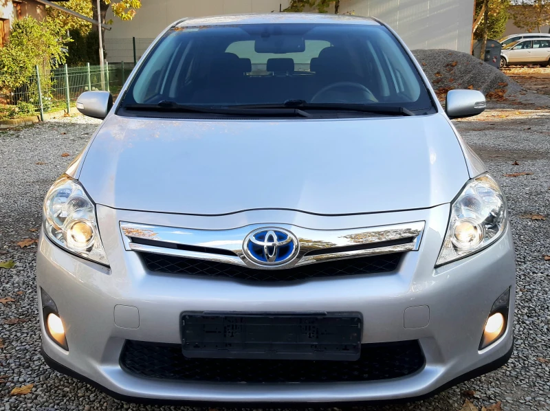 Toyota Auris 1.8VVT-i HIBRID, снимка 2 - Автомобили и джипове - 48005970