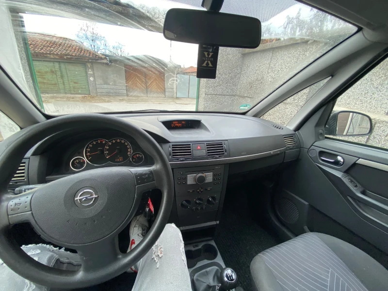 Opel Meriva 1.7CDTI, снимка 15 - Автомобили и джипове - 48070122