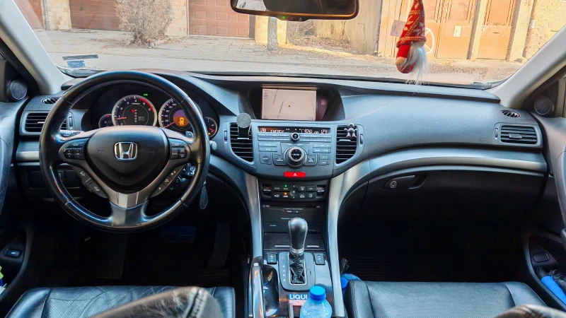 Honda Accord 2.2 I-DTEC, снимка 10 - Автомобили и джипове - 48704822