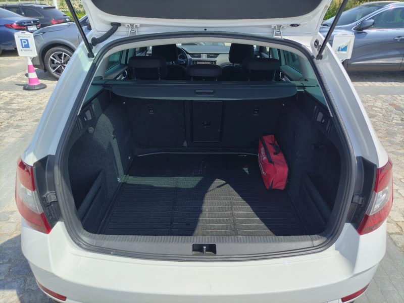 Skoda Octavia 2.0TDI 150к.с. 4X4, снимка 14 - Автомобили и джипове - 51165432