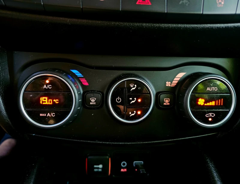 Fiat Tipo 1.6 Multijet, снимка 12 - Автомобили и джипове - 52036790