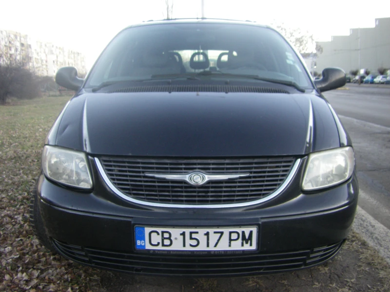 Chrysler Voyager 2.4 i, снимка 6 - Автомобили и джипове - 52313522
