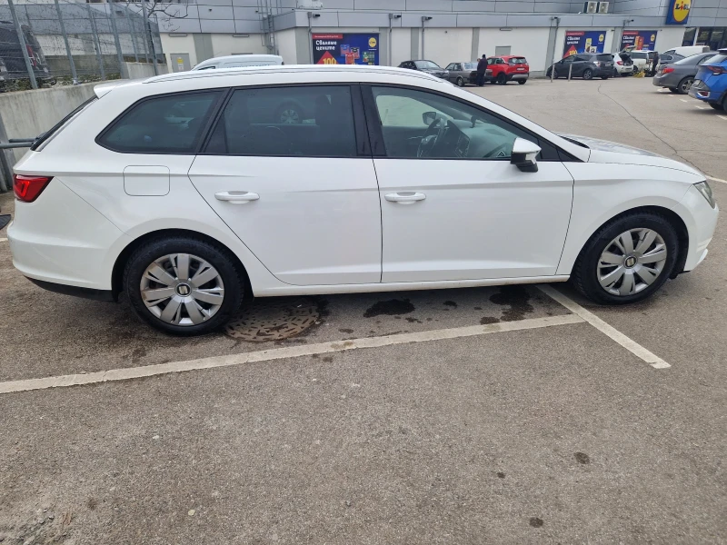 Seat Leon ST, снимка 4 - Автомобили и джипове - 53420818