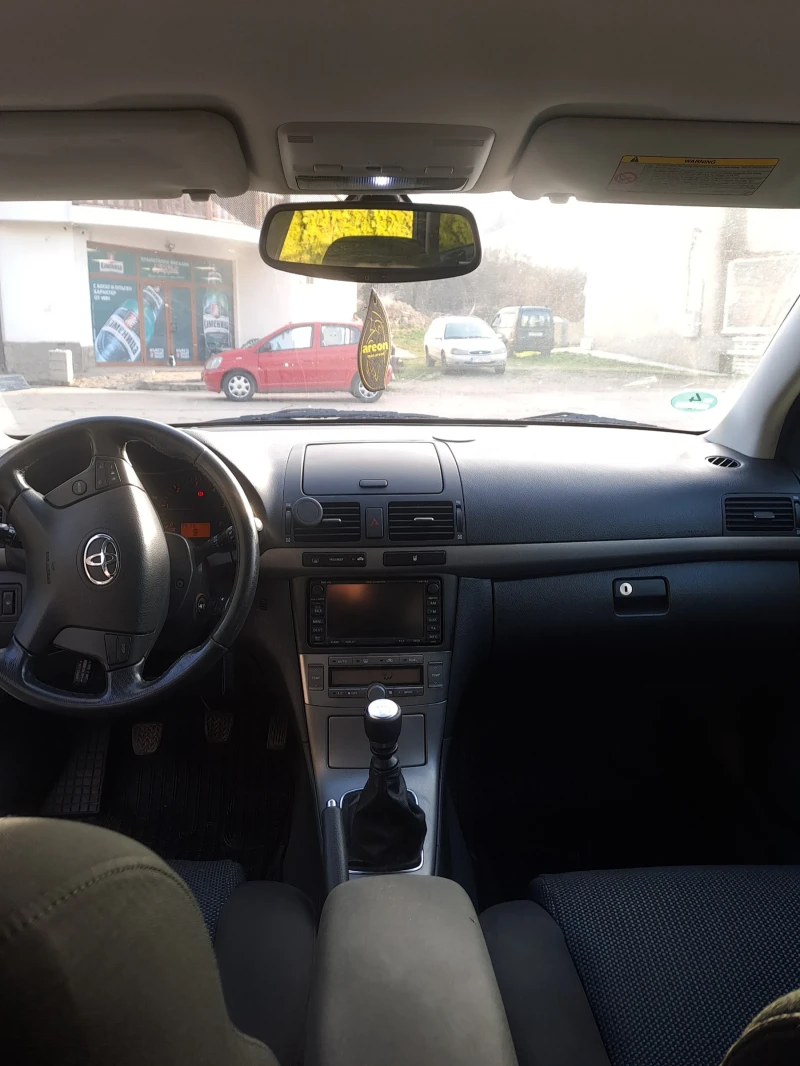 Toyota Avensis, снимка 4 - Автомобили и джипове - 53493299