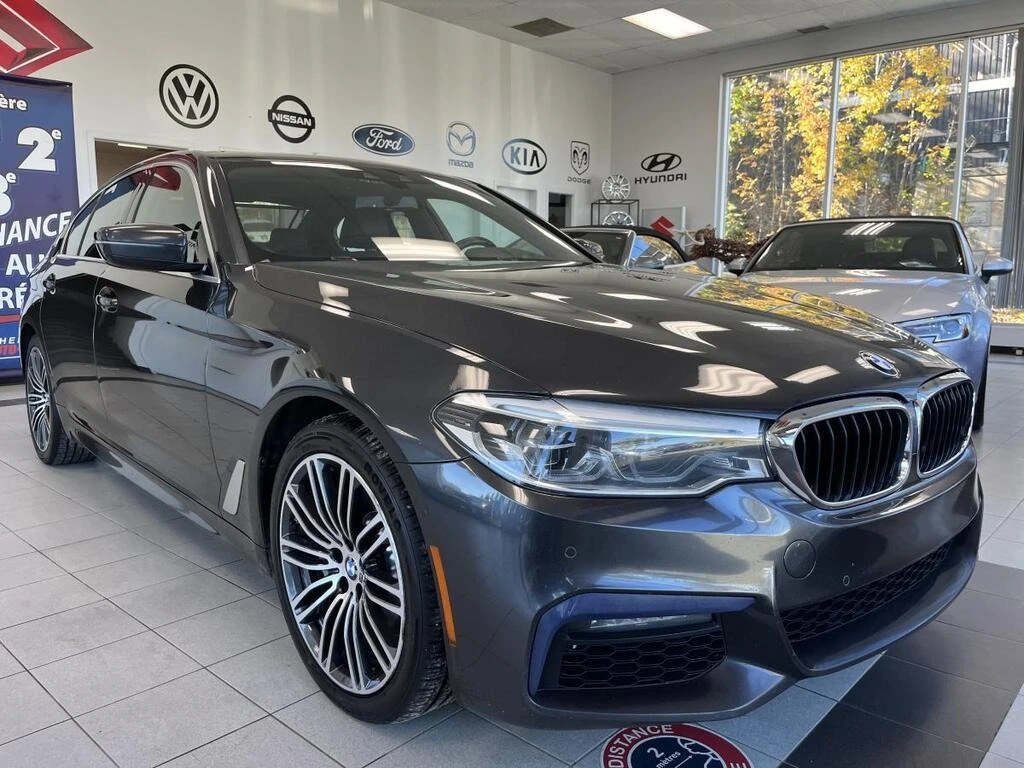 BMW 530 e xDrive SUNROOF NAVI CAM БЕЗ ТЪРГ ПОДГРЕВ PLUG-IN, снимка 1