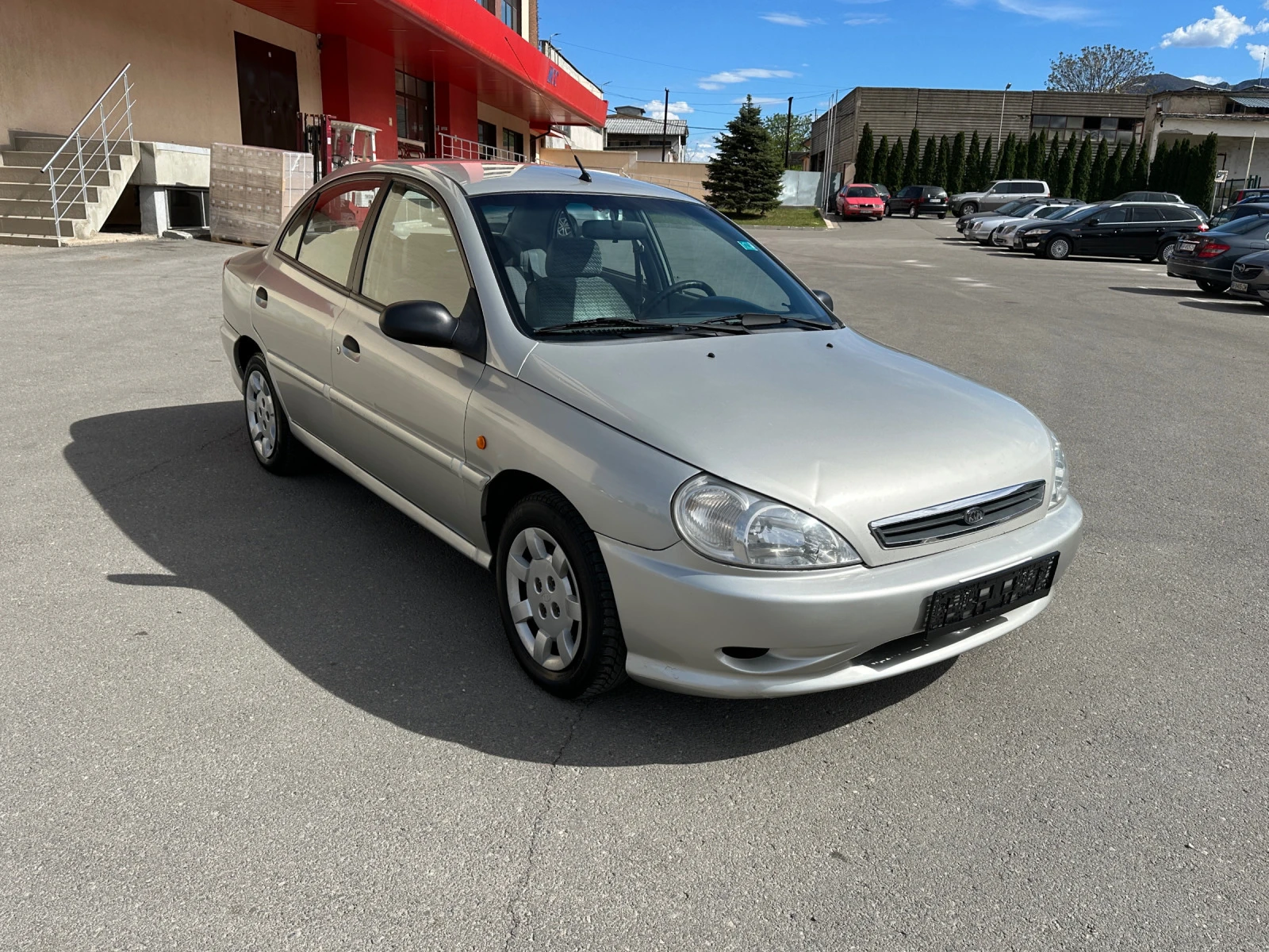 Kia Rio 1.3i -  КЛИМАТИК - изображение 3