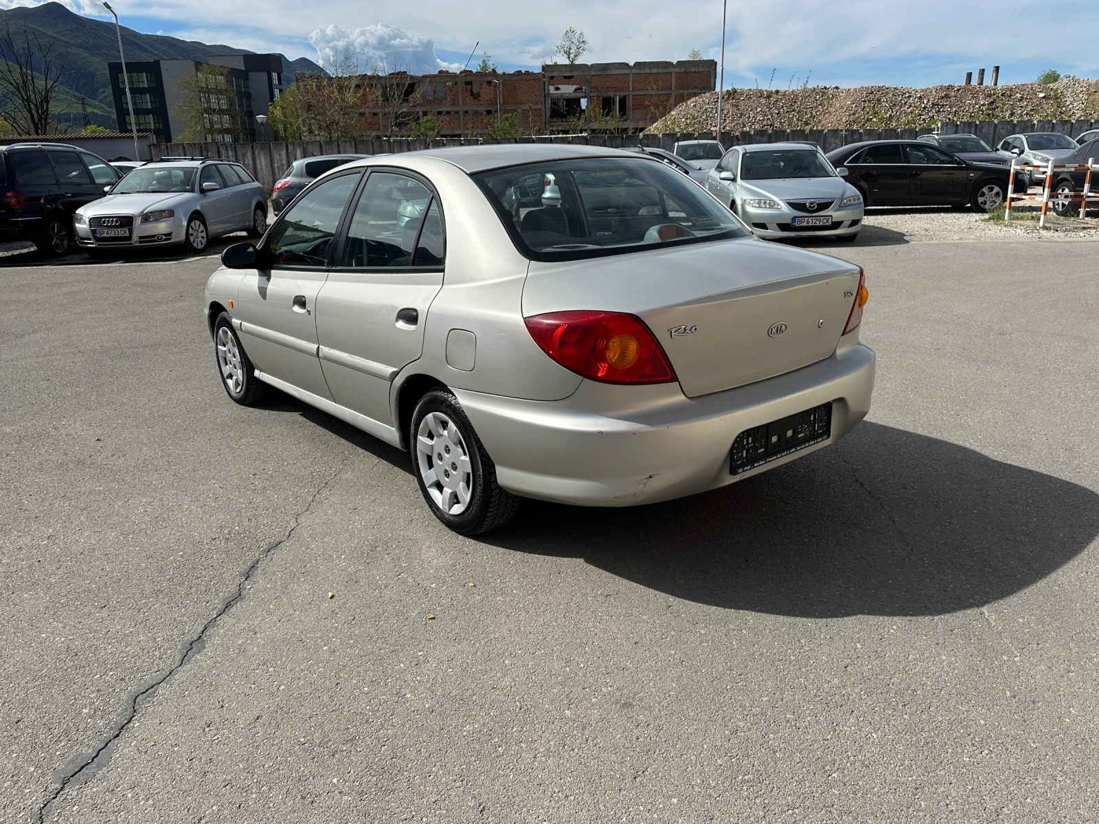 Kia Rio 1.3i -  КЛИМАТИК - изображение 7