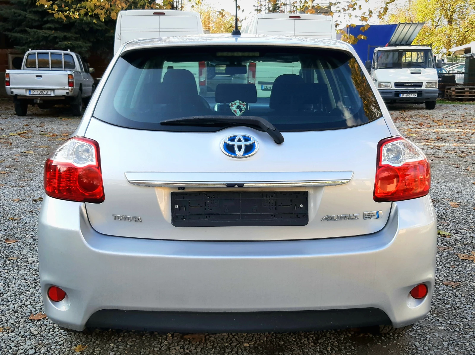 Toyota Auris 1.8VVT-i HIBRID - изображение 6