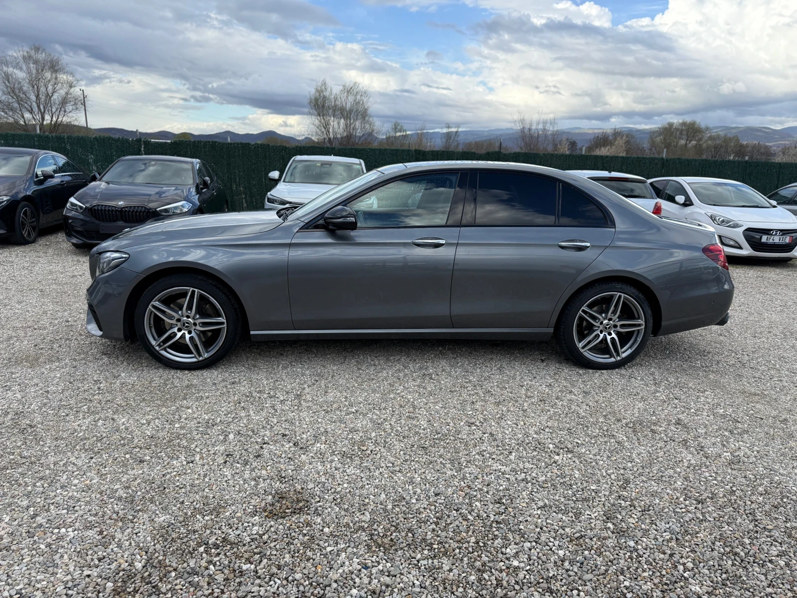 Mercedes-Benz E 220 2.2d/AMG/PANORAMA/360/Head UP/FULL - изображение 4