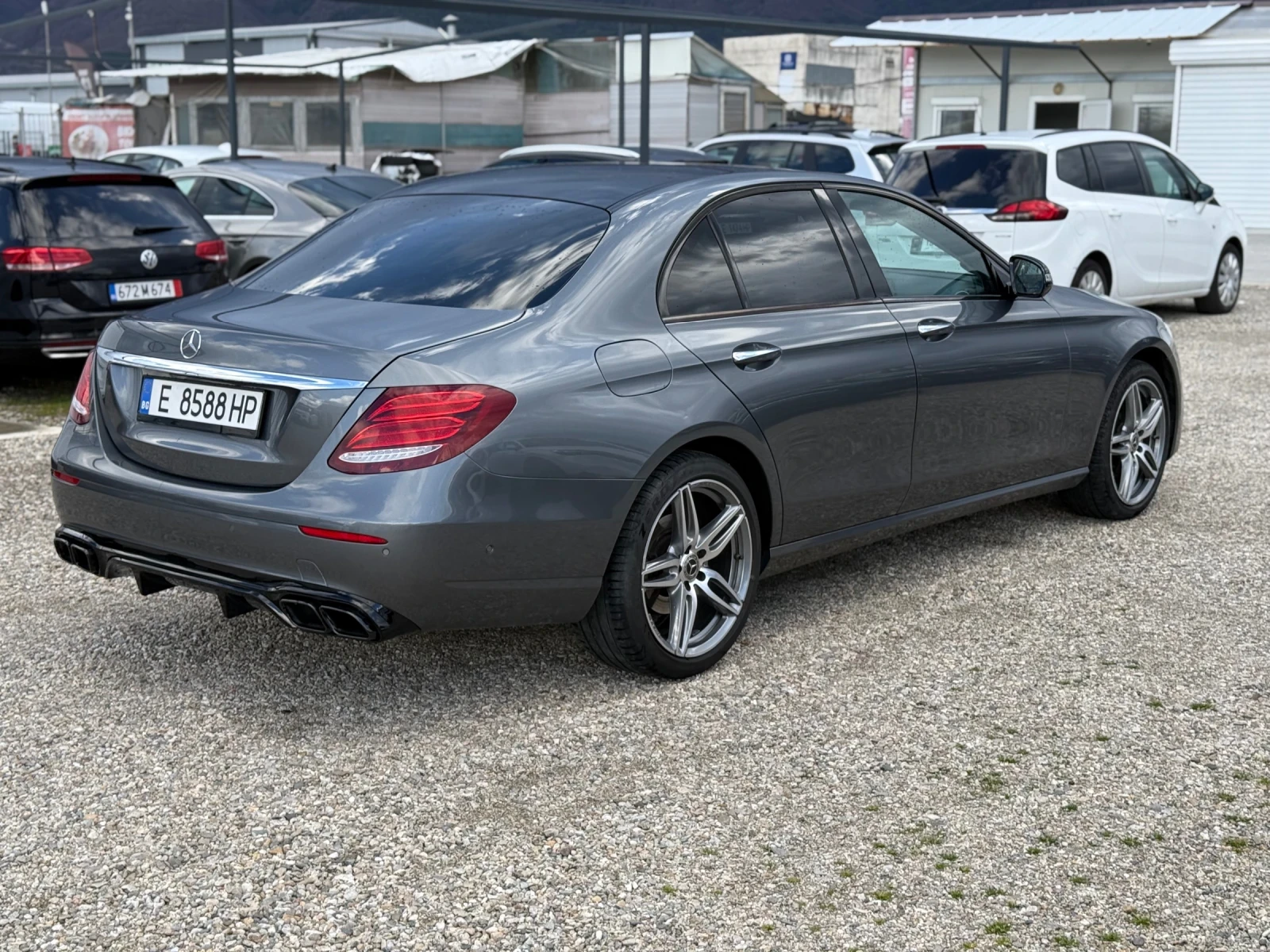 Mercedes-Benz E 220 2.2d/AMG/PANORAMA/360/Head UP/FULL - изображение 7