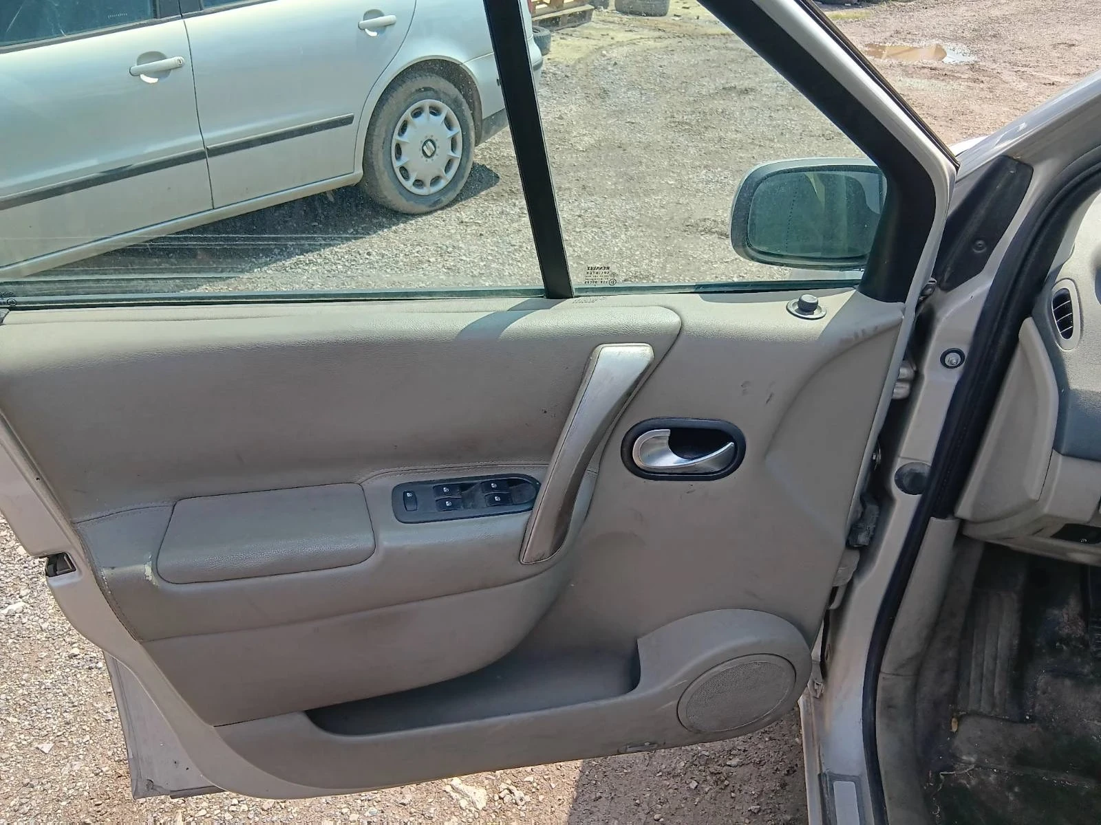 Renault Scenic  - изображение 7