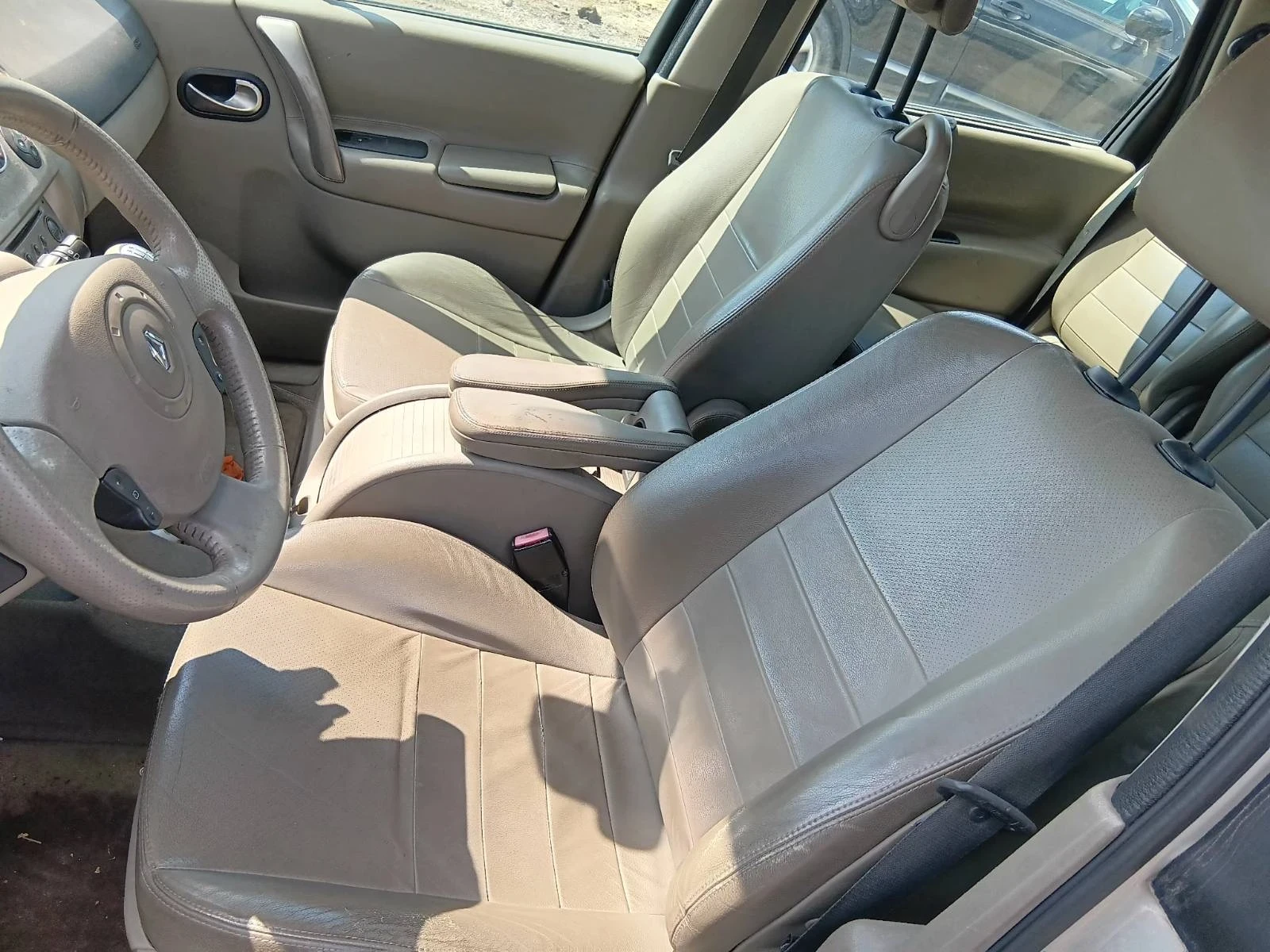 Renault Scenic  - изображение 8