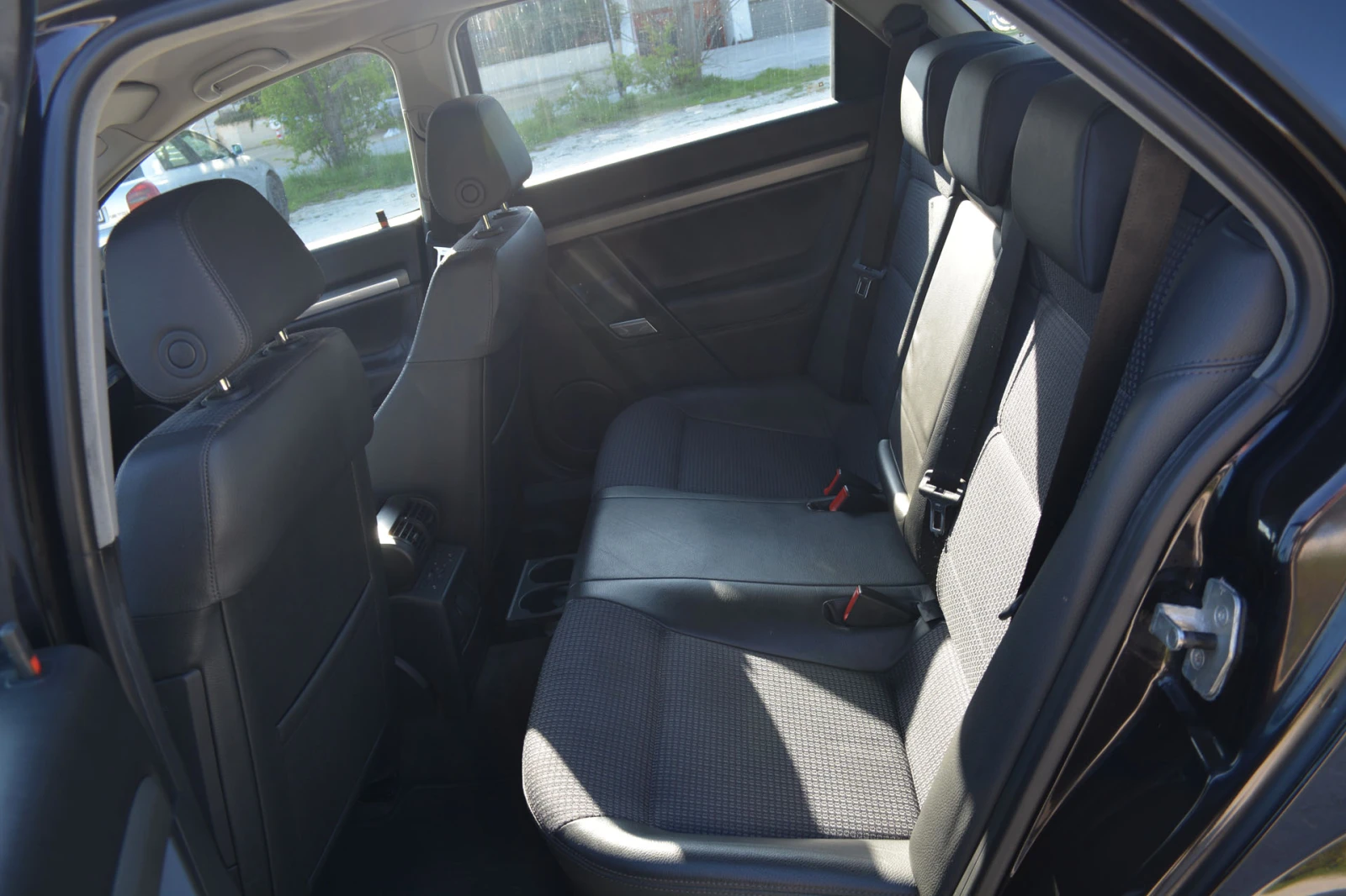 Opel Vectra 1.9 CDTI GTS - изображение 9