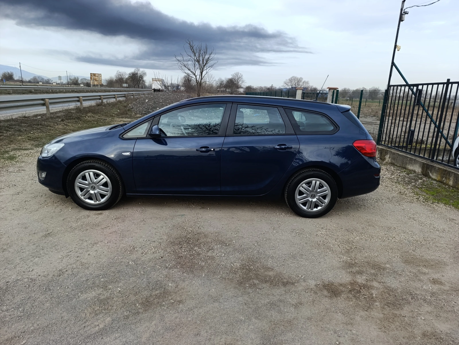 Opel Astra 1.3D-Ecoflex - изображение 4