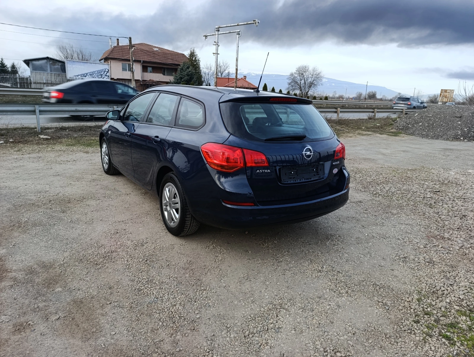 Opel Astra 1.3D-Ecoflex - изображение 5