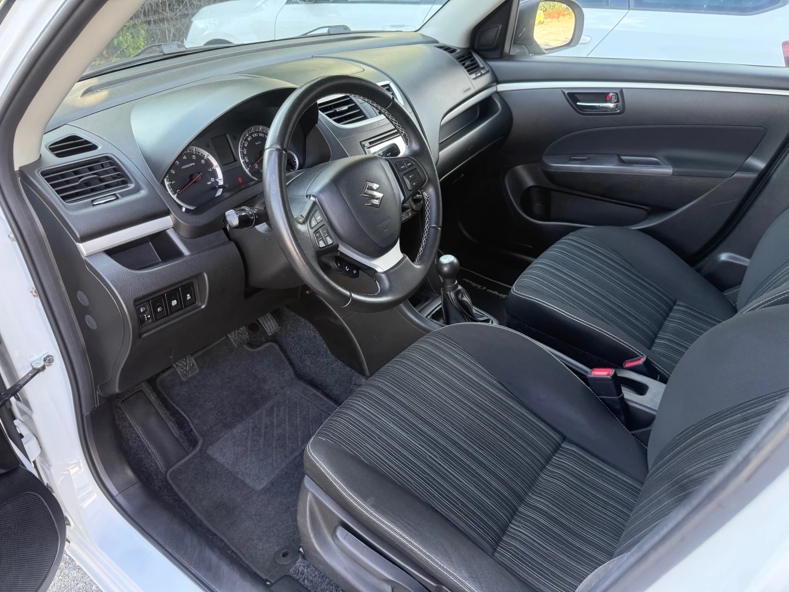 Suzuki Swift 4х4 SERGIO CELLANO ШВЕЙЦАРИЯ - изображение 6