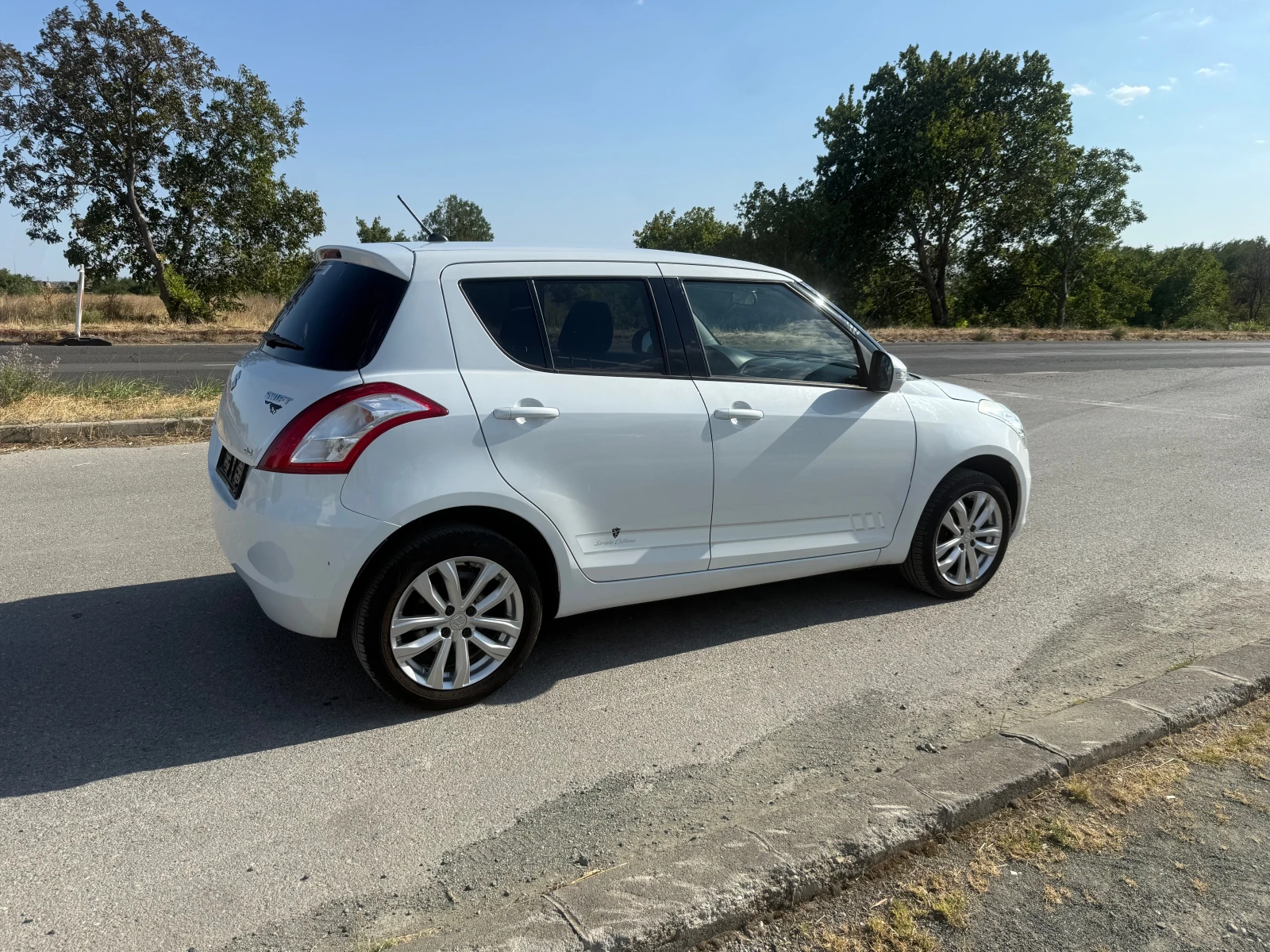 Suzuki Swift 4х4 SERGIO CELLANO ШВЕЙЦАРИЯ - изображение 3
