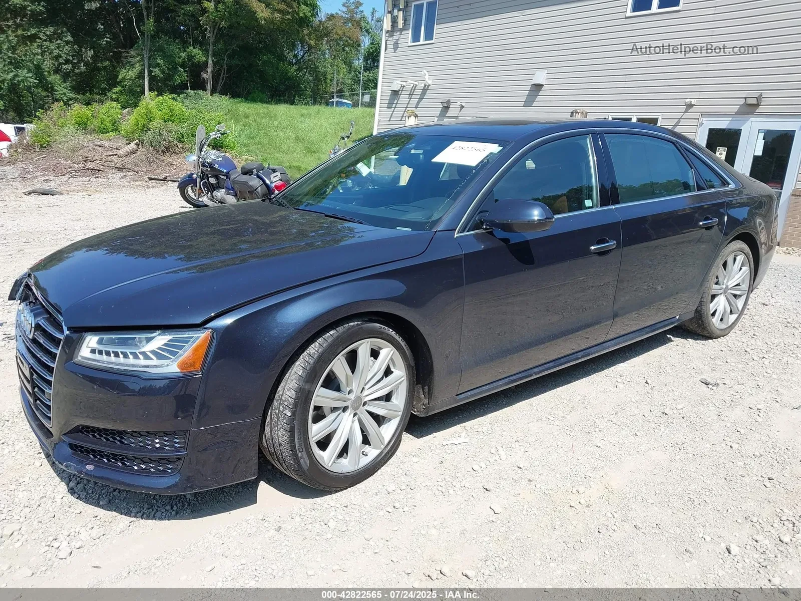 Audi A8 2017 AUDI A8 L 3.0T - изображение 2