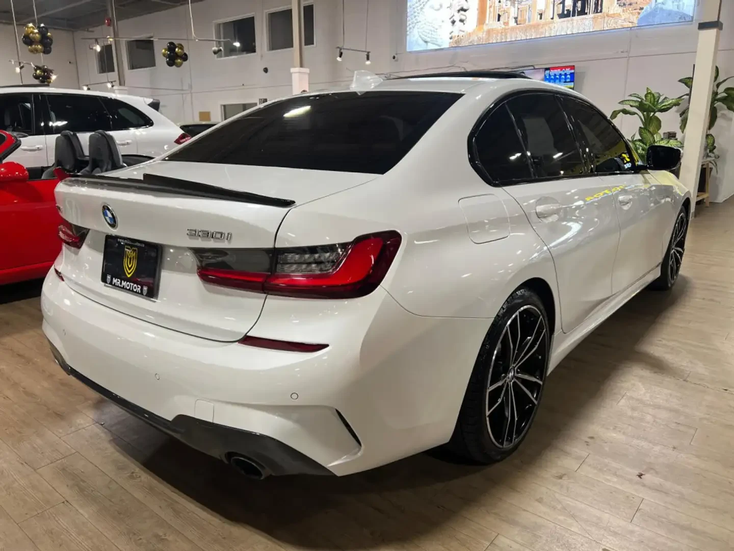 BMW 330 XDRIVE MSPORT* KEYLESS* CAM* ПОДГРЕВ*  - изображение 6