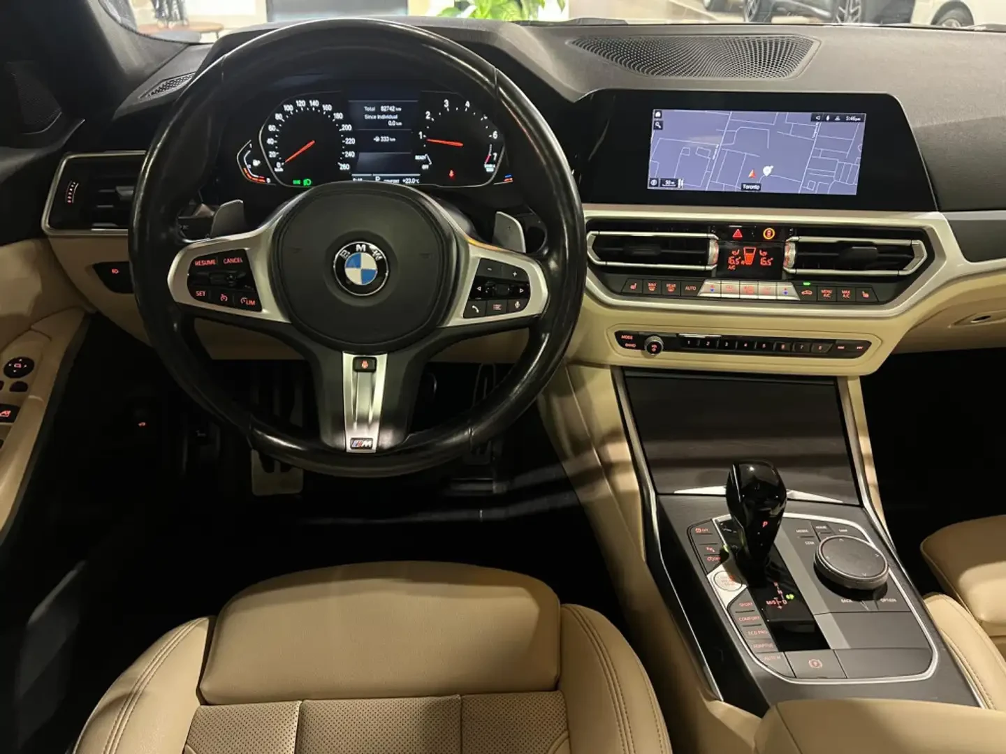 BMW 330 XDRIVE MSPORT* KEYLESS* CAM* ПОДГРЕВ*  - изображение 9