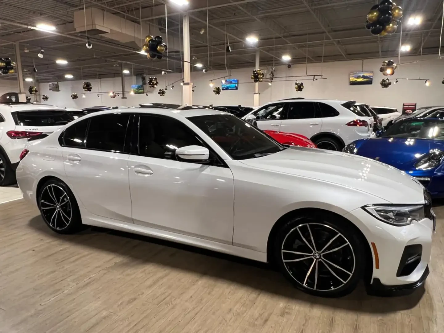 BMW 330 XDRIVE MSPORT* KEYLESS* CAM* ПОДГРЕВ*  - изображение 4