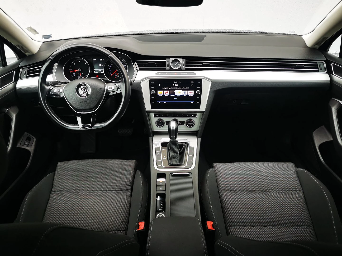 VW Passat Comfortline 2.0TDI BMT | Mobile.bg   4