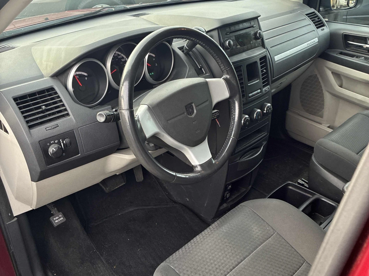 Dodge Caravan CARFAX* АВТОФИНАНСИРАНЕ БЕЗ ПЪРВОНАЧАЛНА ВНОСКА - изображение 5