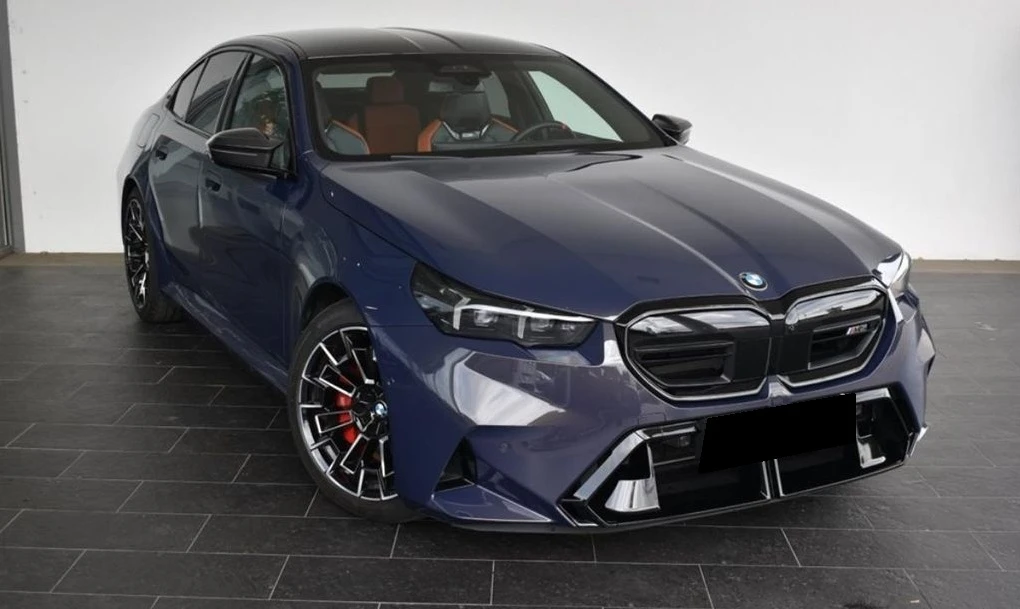 BMW M5 xDrive - изображение 2