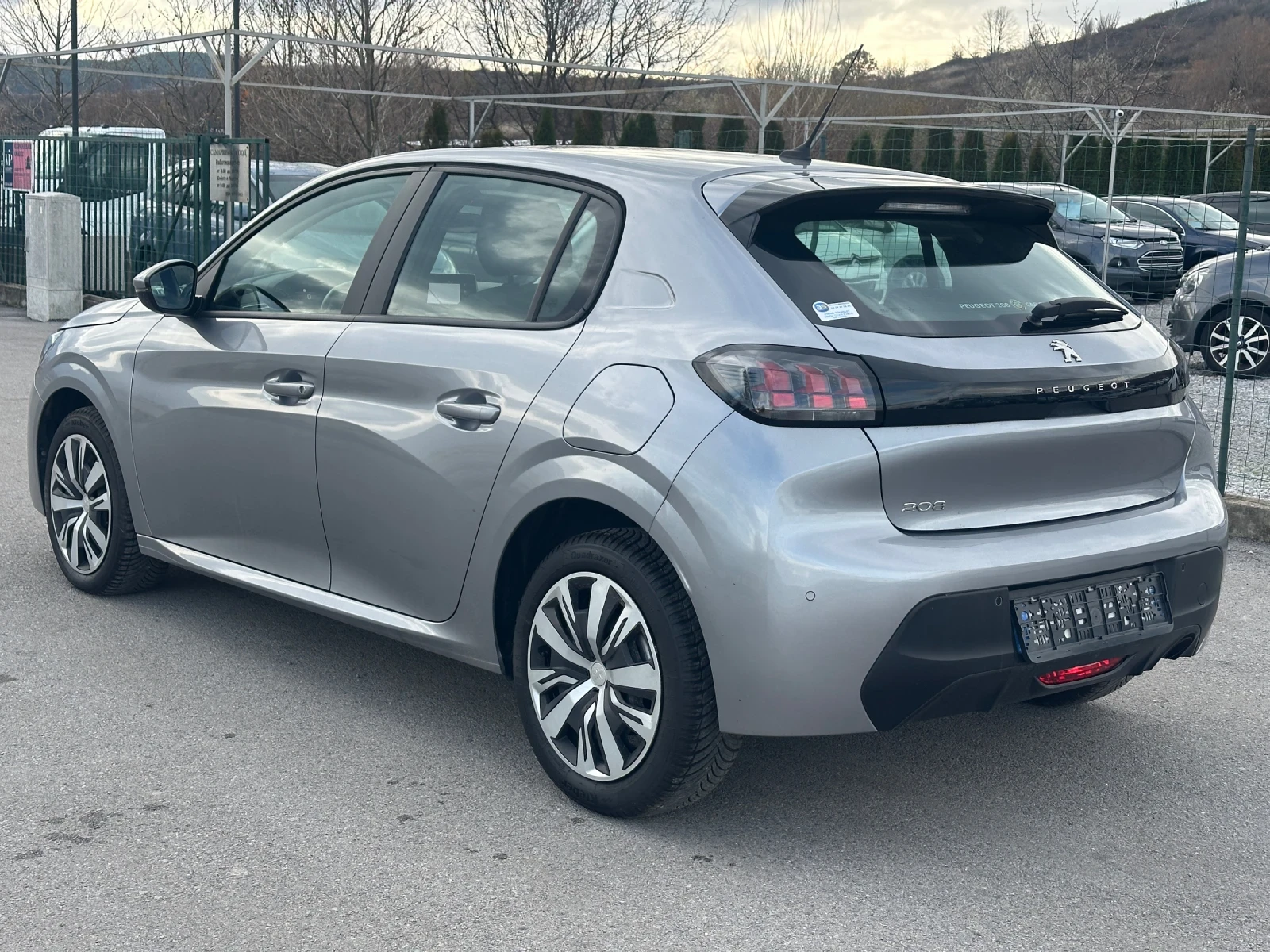 Peugeot 208 1.5 hdi - изображение 4